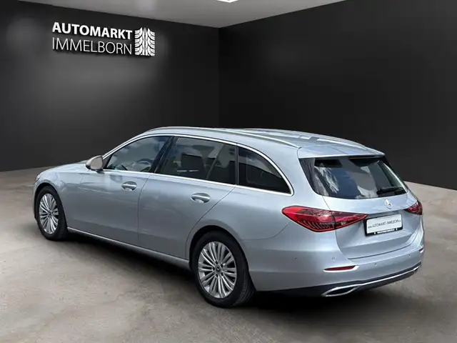 Mercedes-Benz C-Class view 5
