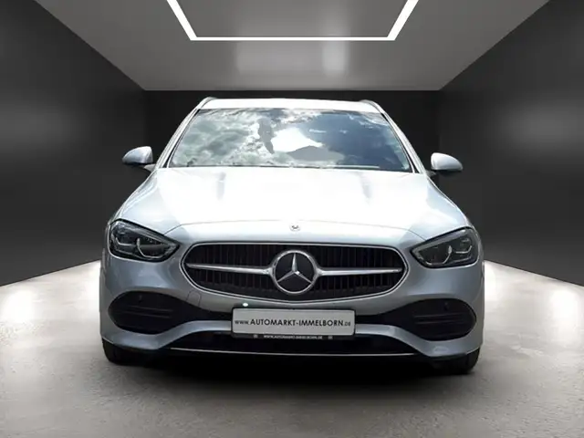 Mercedes-Benz C-Class view 8