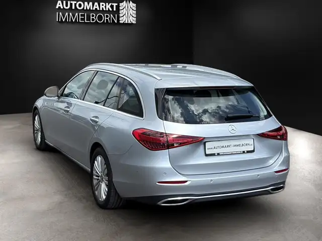 Mercedes-Benz C-Class view 10