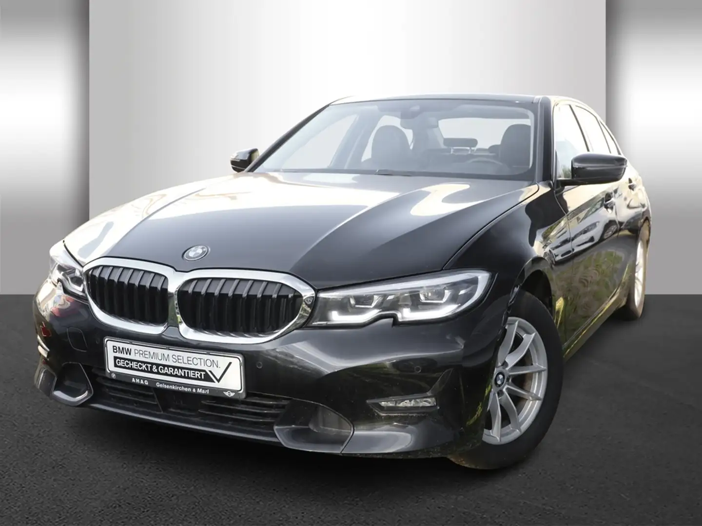 BMW 320 d Sport Line Automatik Navi Tempom.aktiv Bluetooth Schwarz - 2