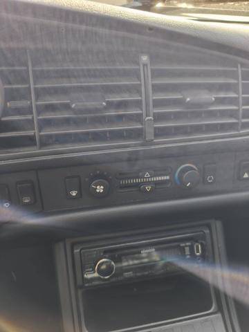Porsche 944 944 2.5 Litres  FAIBLE KILOMETRAGE certifié