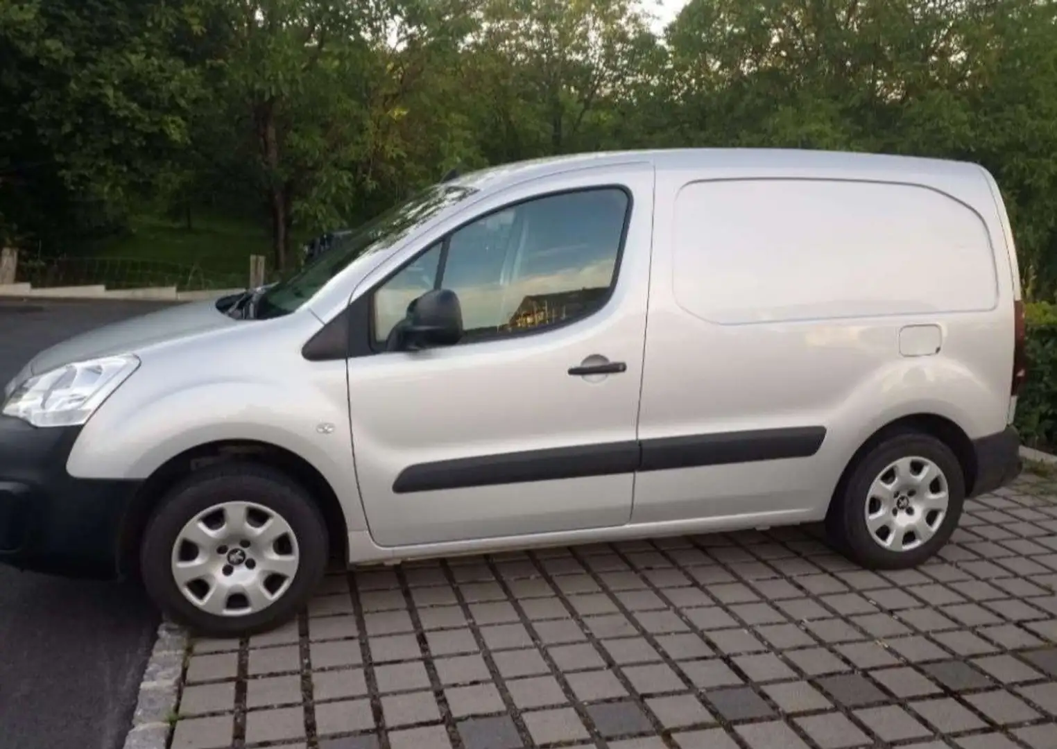 Peugeot Partner Tepee BlueHDi 100 Stop&Start Active - 1