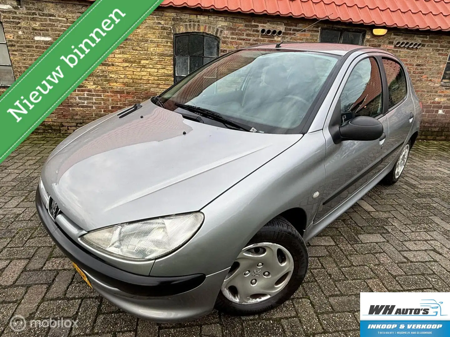Peugeot 206 1.4 XT nieuwe apk Grau - 1