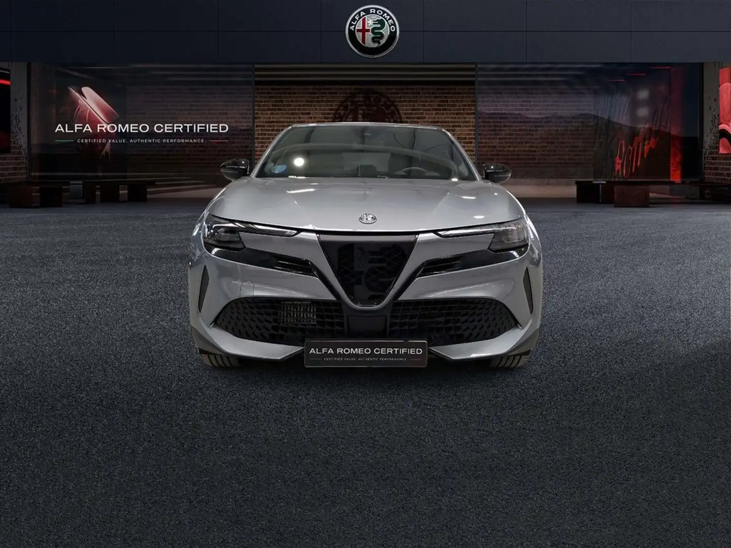 Alfa Romeo Junior Ibrida 100kW (136CV) Gris - 2