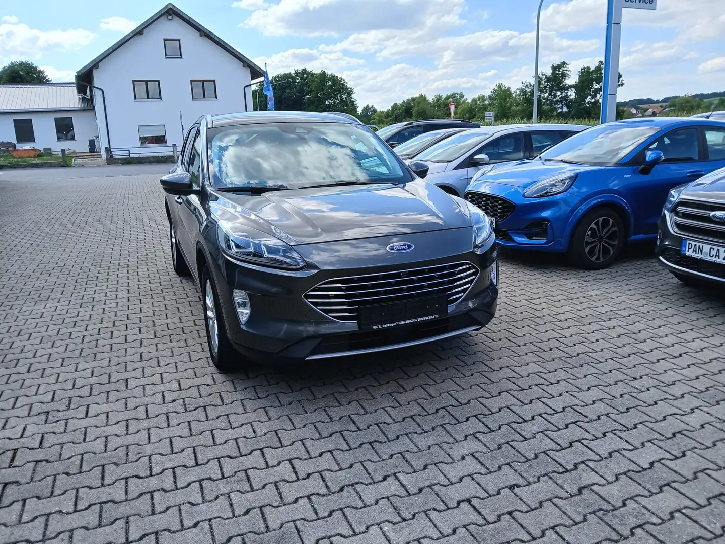 Ford Kuga Plug-In Hybrid Titanium X Gris - 1