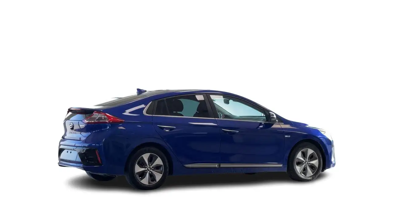 Hyundai IONIQ снимка Hyundai IONIQ