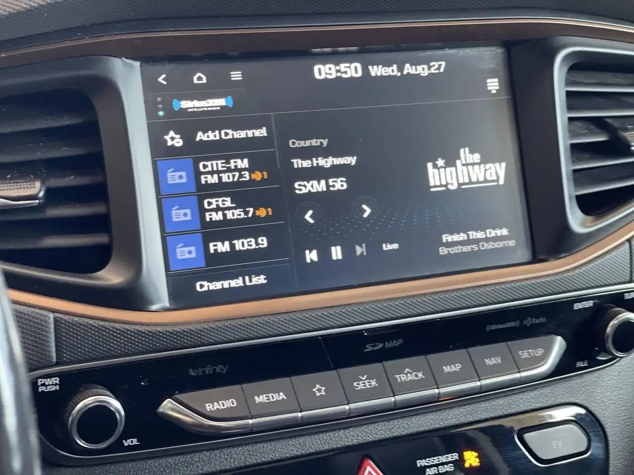 Hyundai IONIQ снимка Hyundai IONIQ