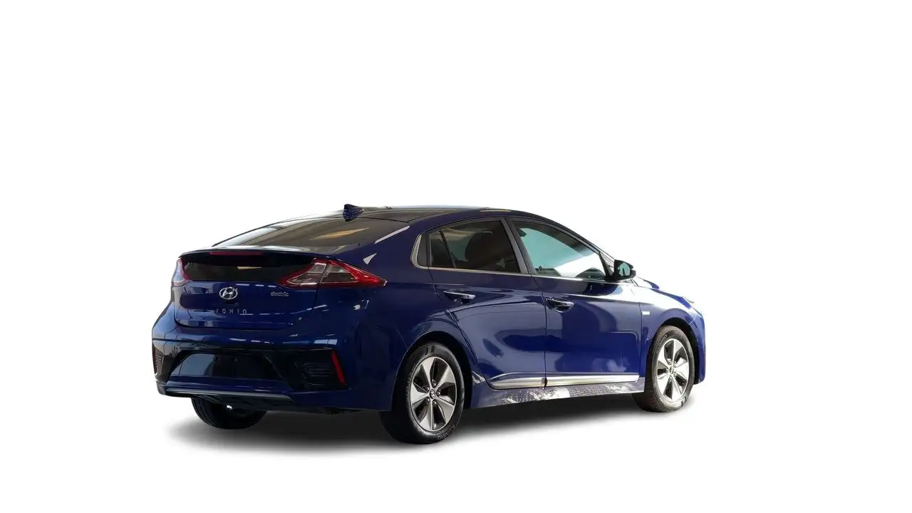 Hyundai IONIQ снимка Hyundai IONIQ