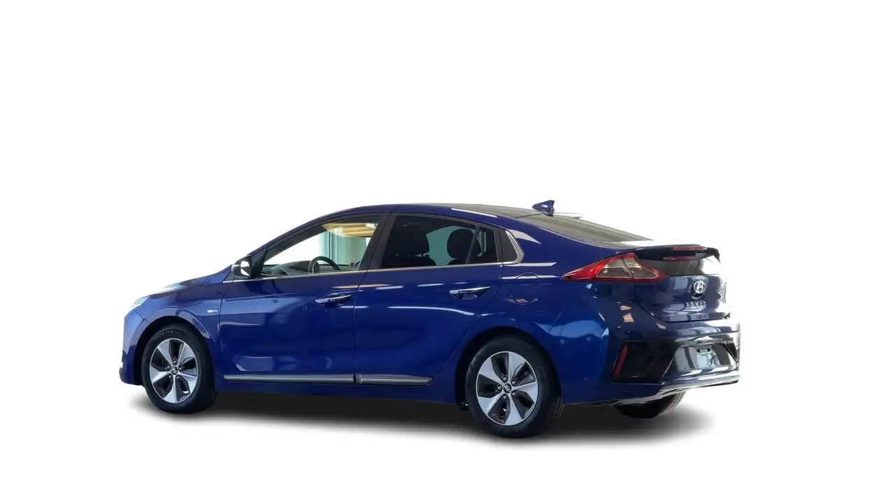 Hyundai IONIQ снимка Hyundai IONIQ