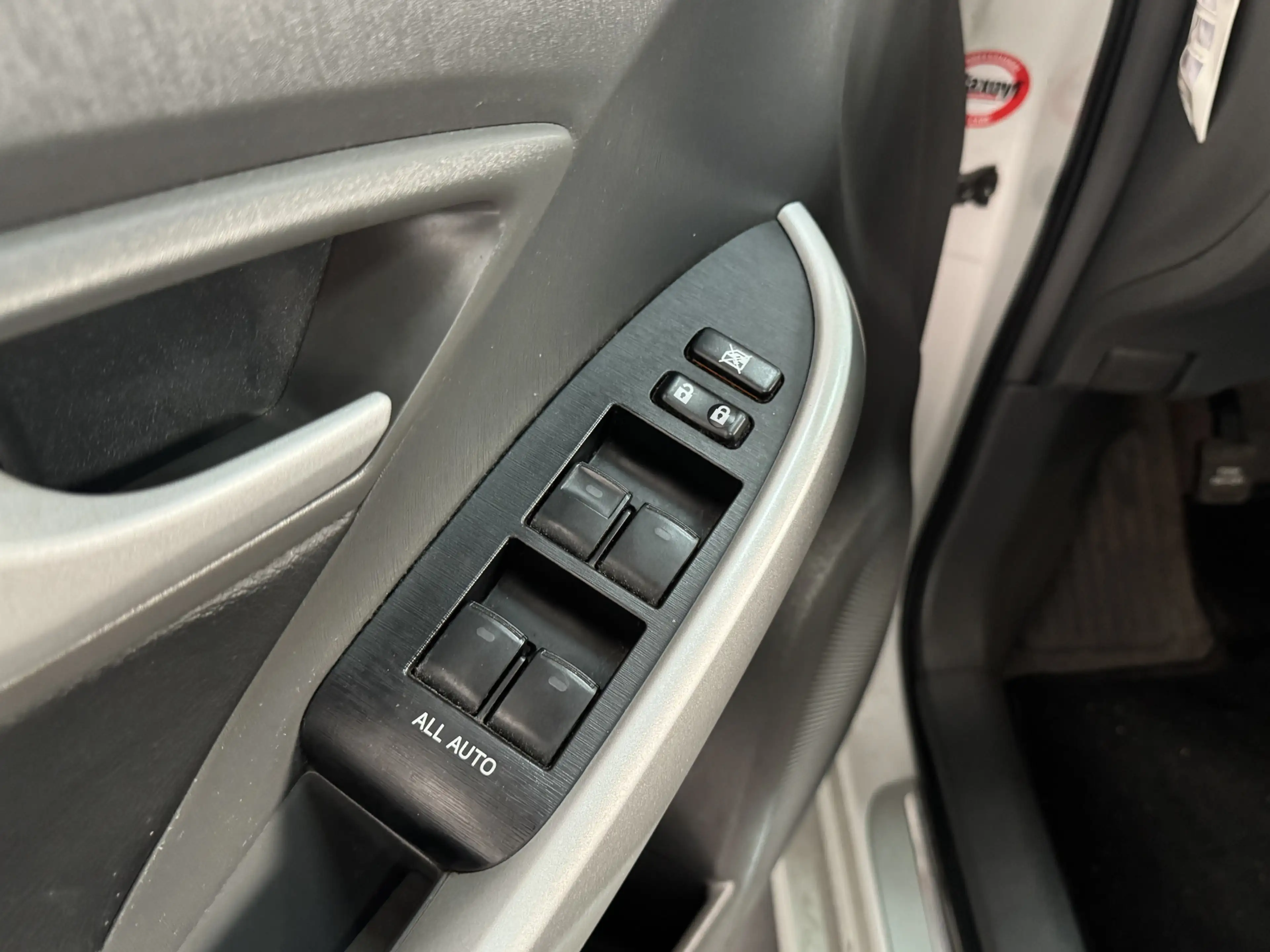Toyota Prius 1.8 Aspiration | Stoelverwarming | Trekhaak | Lede — photo 11
