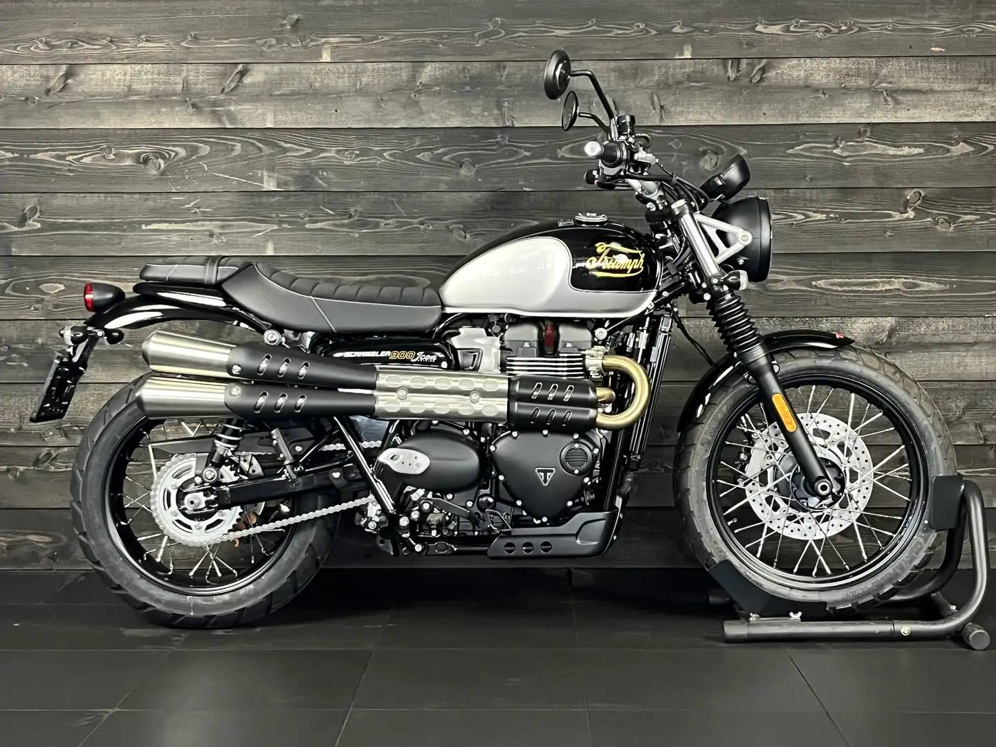Triumph Scrambler 900 ICON EDITION Negru - 1