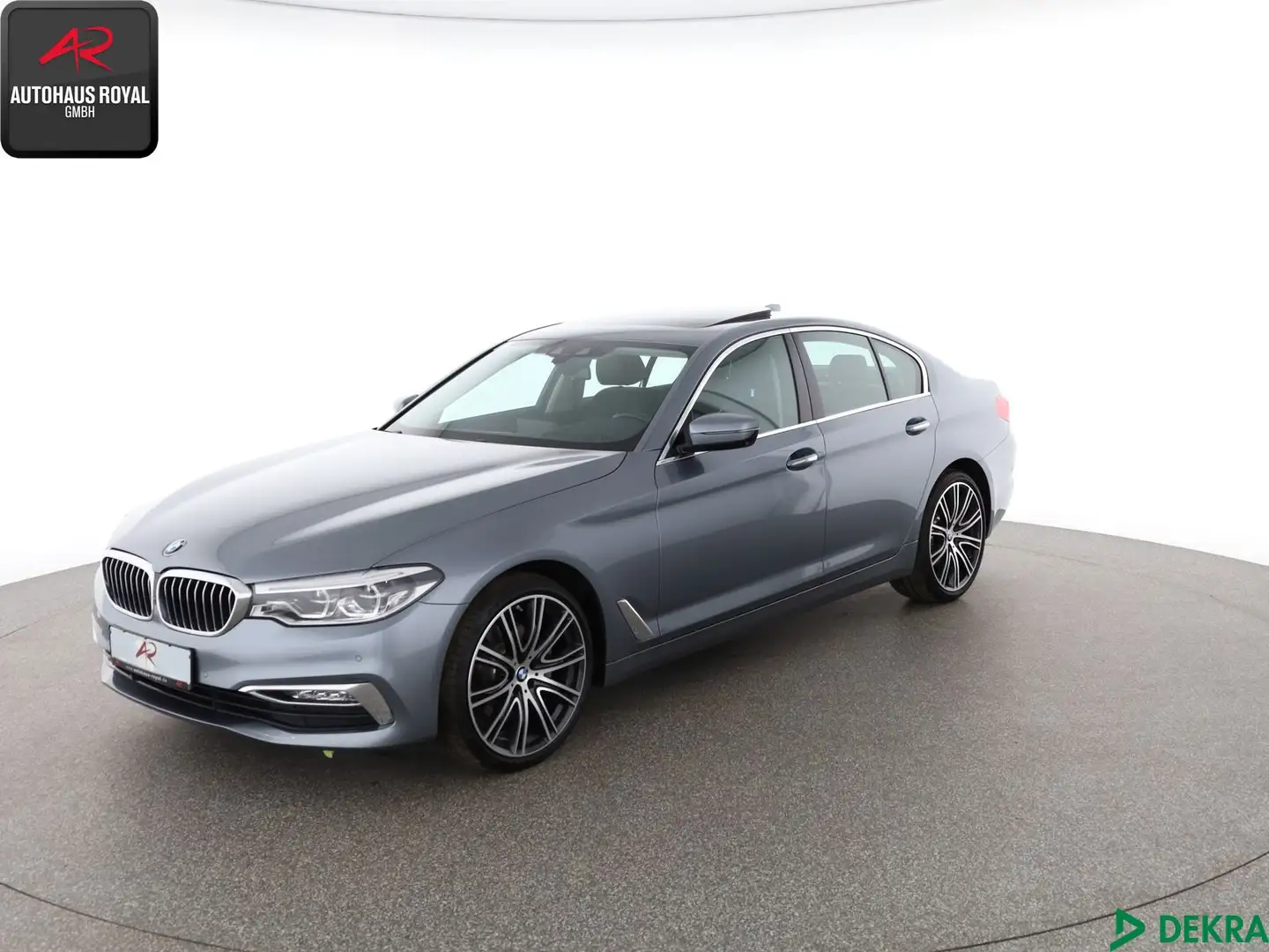 BMW 520 520 i LUXURY LINE HUD,360GRAD,NAVIPROF,20ZOLL,SH Šedá - 1
