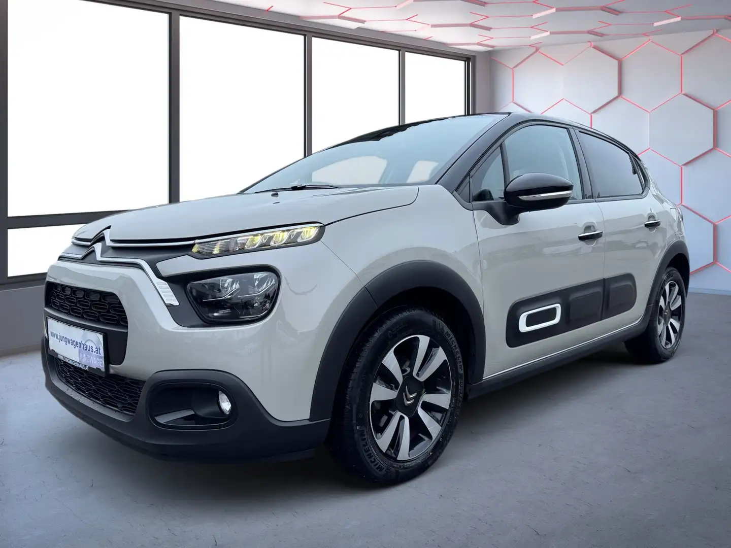 Citroen C3 PureTech 82 Shine SITZH. NAVI KAMERA KEYLESS NP 2 Grau - 1