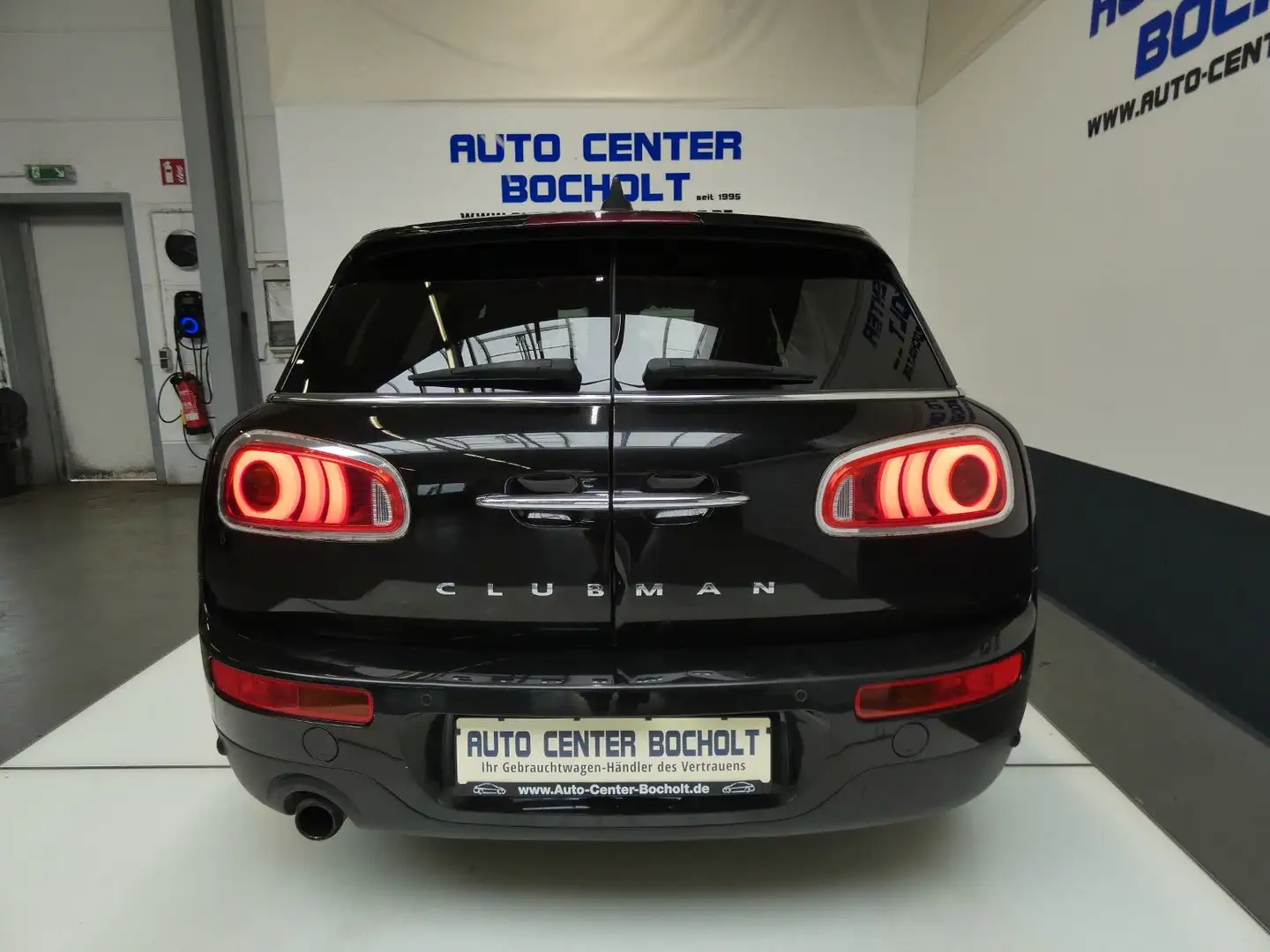 MINI Cooper Clubman Pepper*Navi*Klimaaut*Panorama*PDC Schwarz - 2
