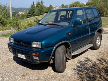Terrano II 1993 3p 2.7 td SE