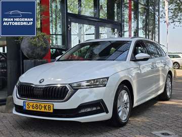 Combi 1.0 TSI Ambition | Navigatie | Cruise Contro