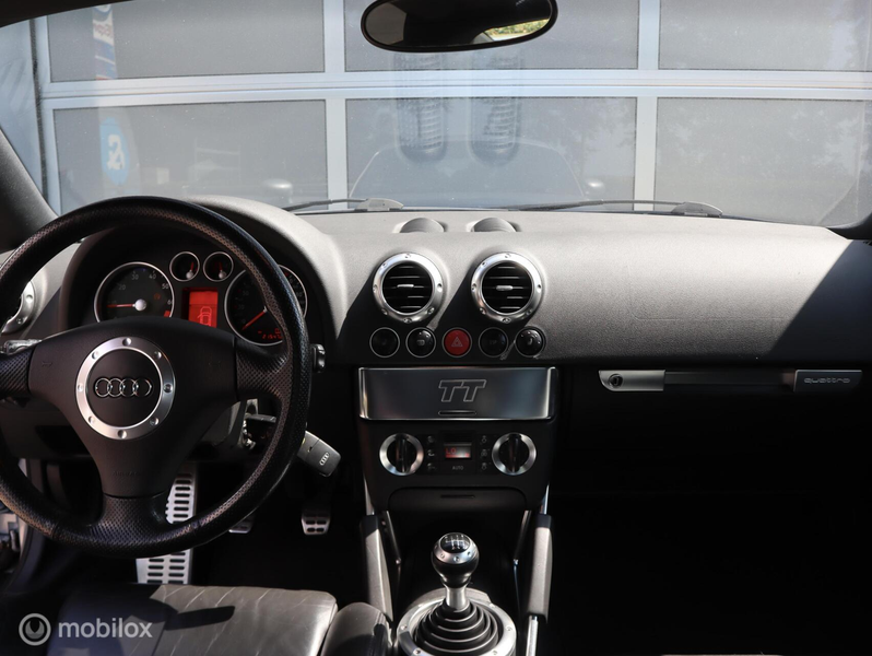 Audi TT 1.8 5V Turbo quattro — photo 4