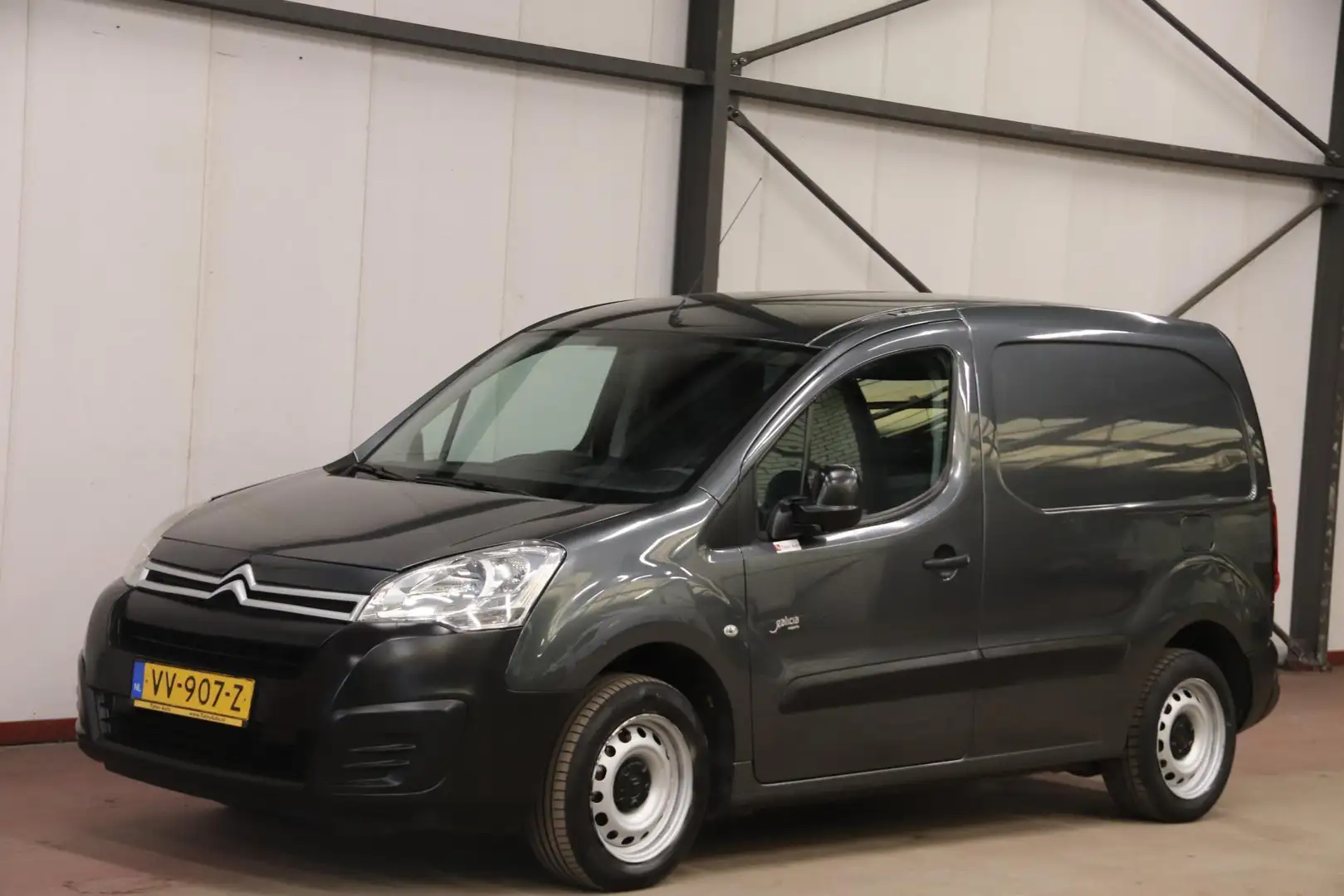 Citroen Berlingo 1.6 BlueHDI AIRCO EURO 6 Gris - 1