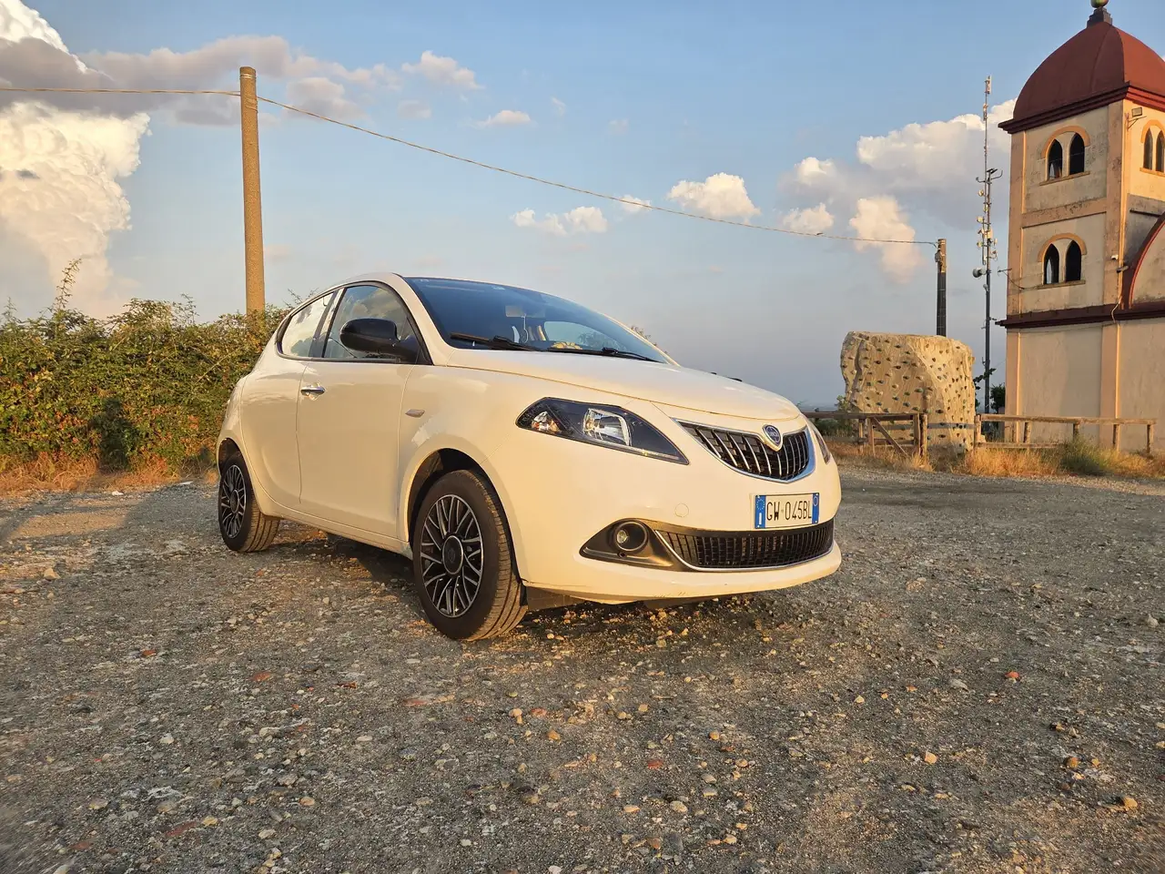 Lancia Ypsilon 2024 — фото 7