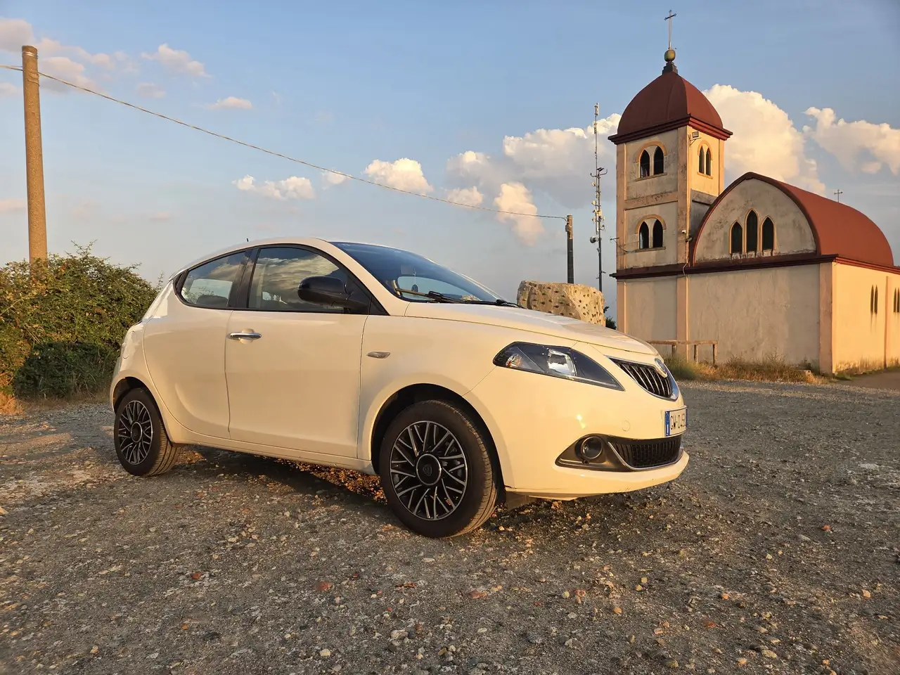 Lancia Ypsilon 2024 — фото 10