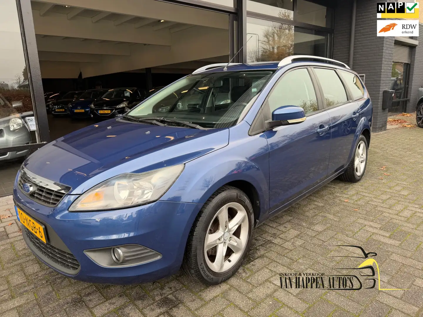 Ford Focus Wagon 1.6 Comfort / APK 11-2026 Blauw - 1