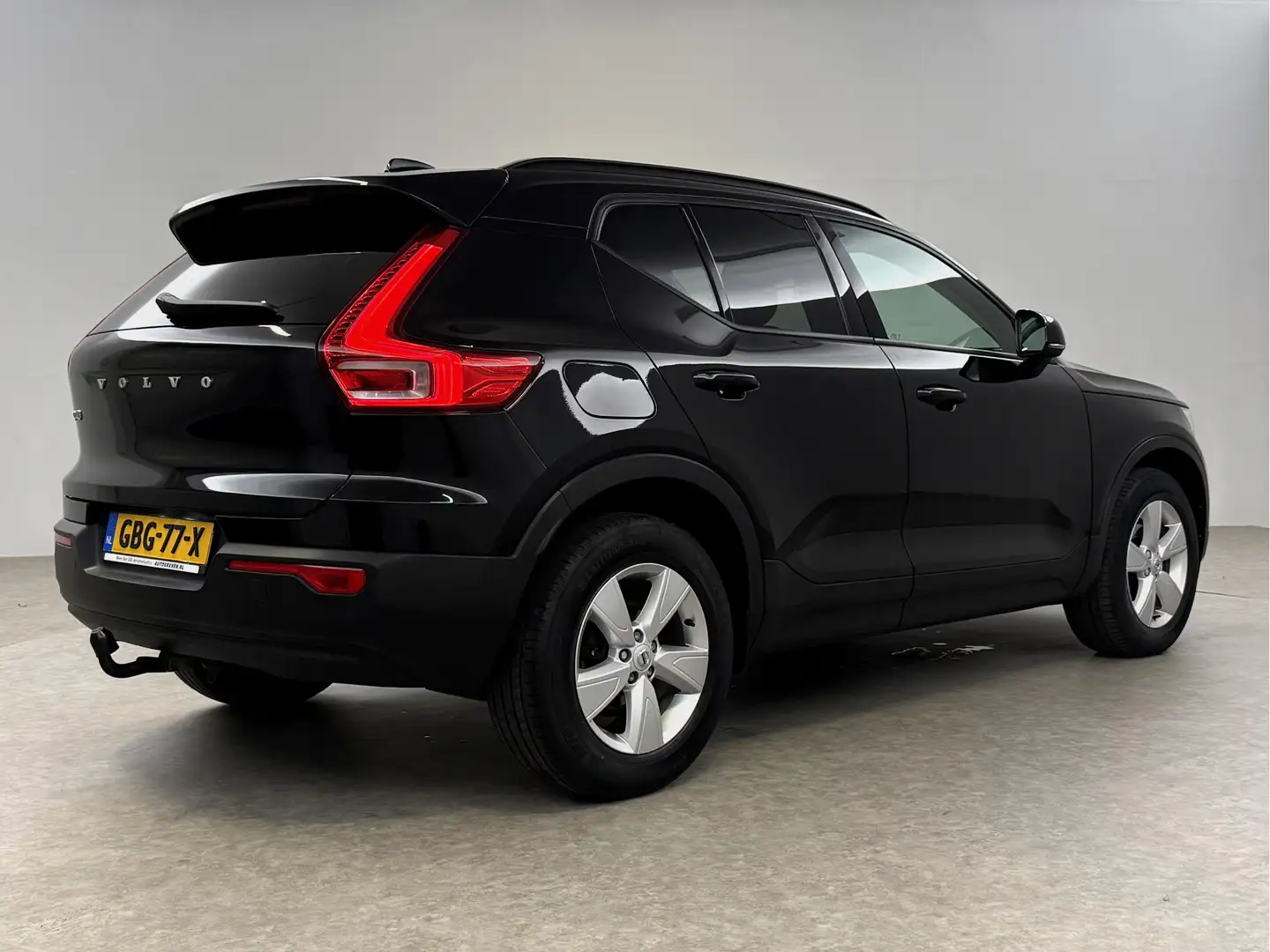 Volvo XC40 1.5 T3 | Virtual | Camera | Trekh. | LED | Cruise Noir - 2