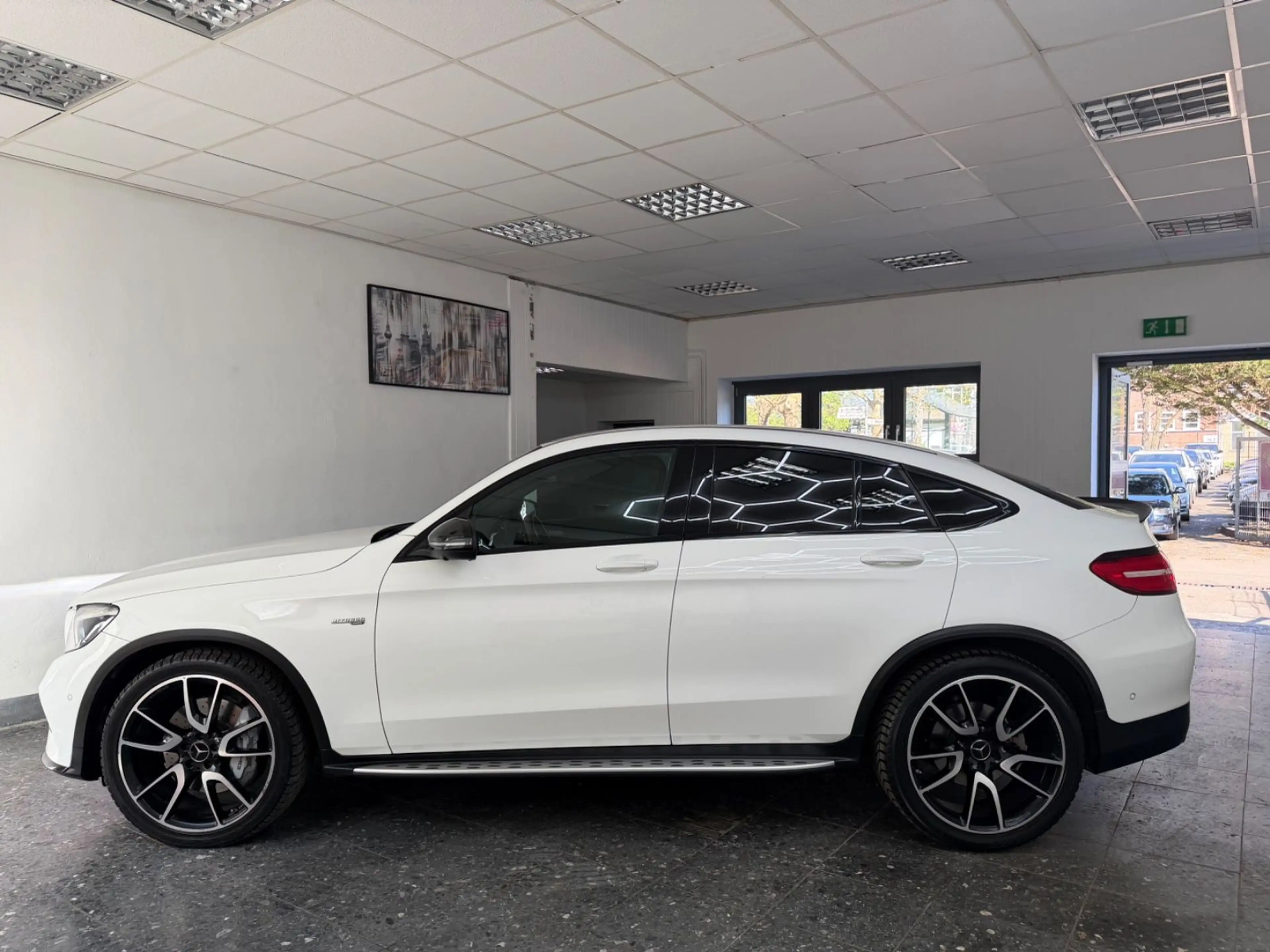 Mercedes-Benz GLC 43 AMG 4MATIC COUPE BURM LIFT 360° NIGHT II — photo 10