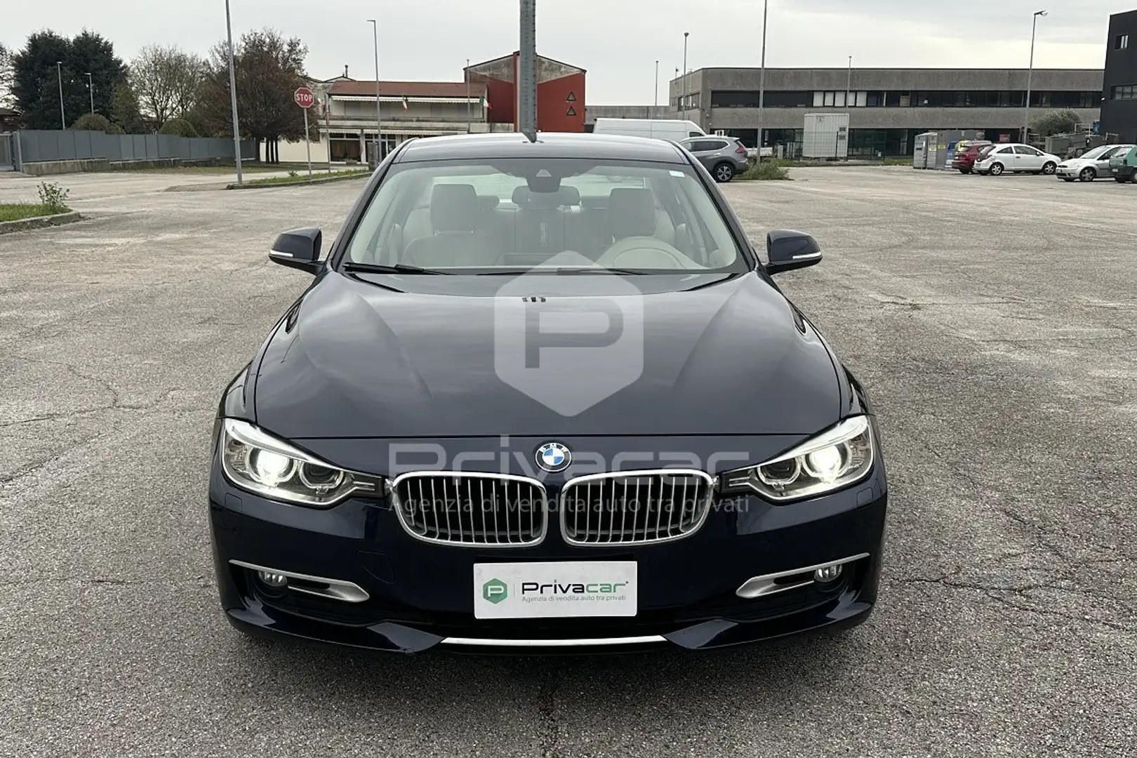 BMW 320 320d Modern Blau - 2