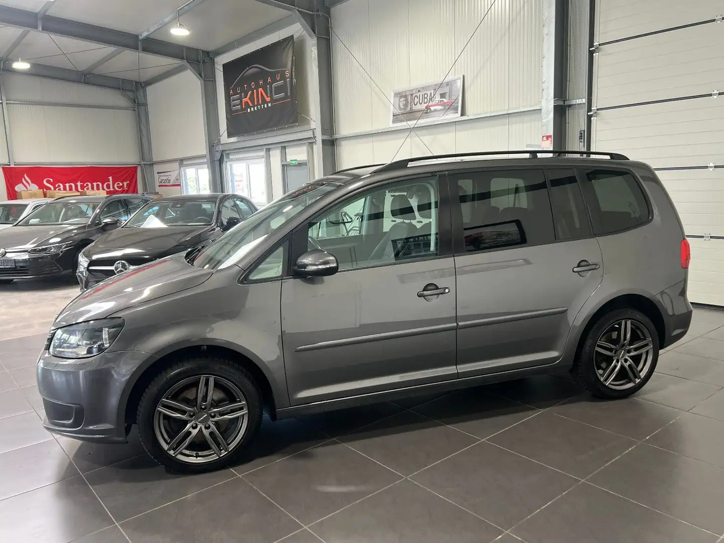 Volkswagen Touran 2.0 TDi **7-Sitze*AHK*SHZ*PDC*Temp** Gris - 2