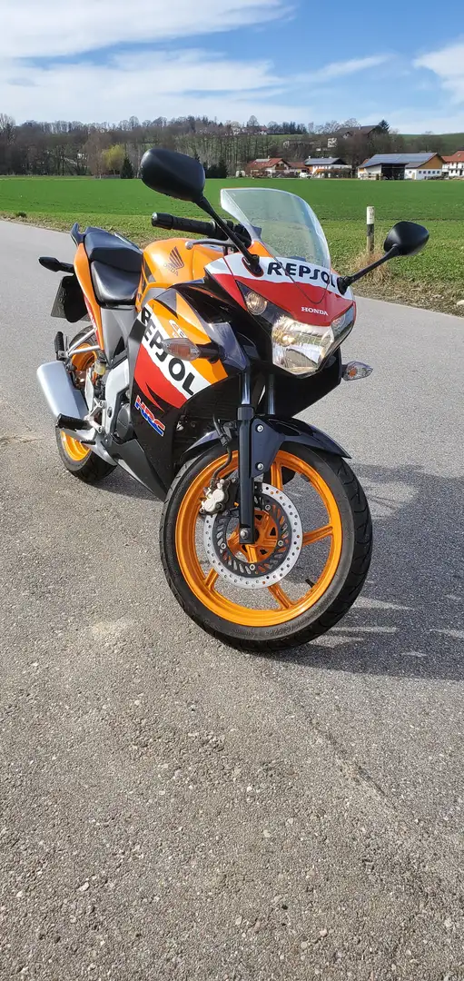 Honda CBR 125 Repsol Oranžová - 2