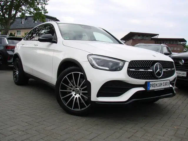 Mercedes-Benz GLC 300 d Coupe AMG 4MATIC Distronic+ Night Paket