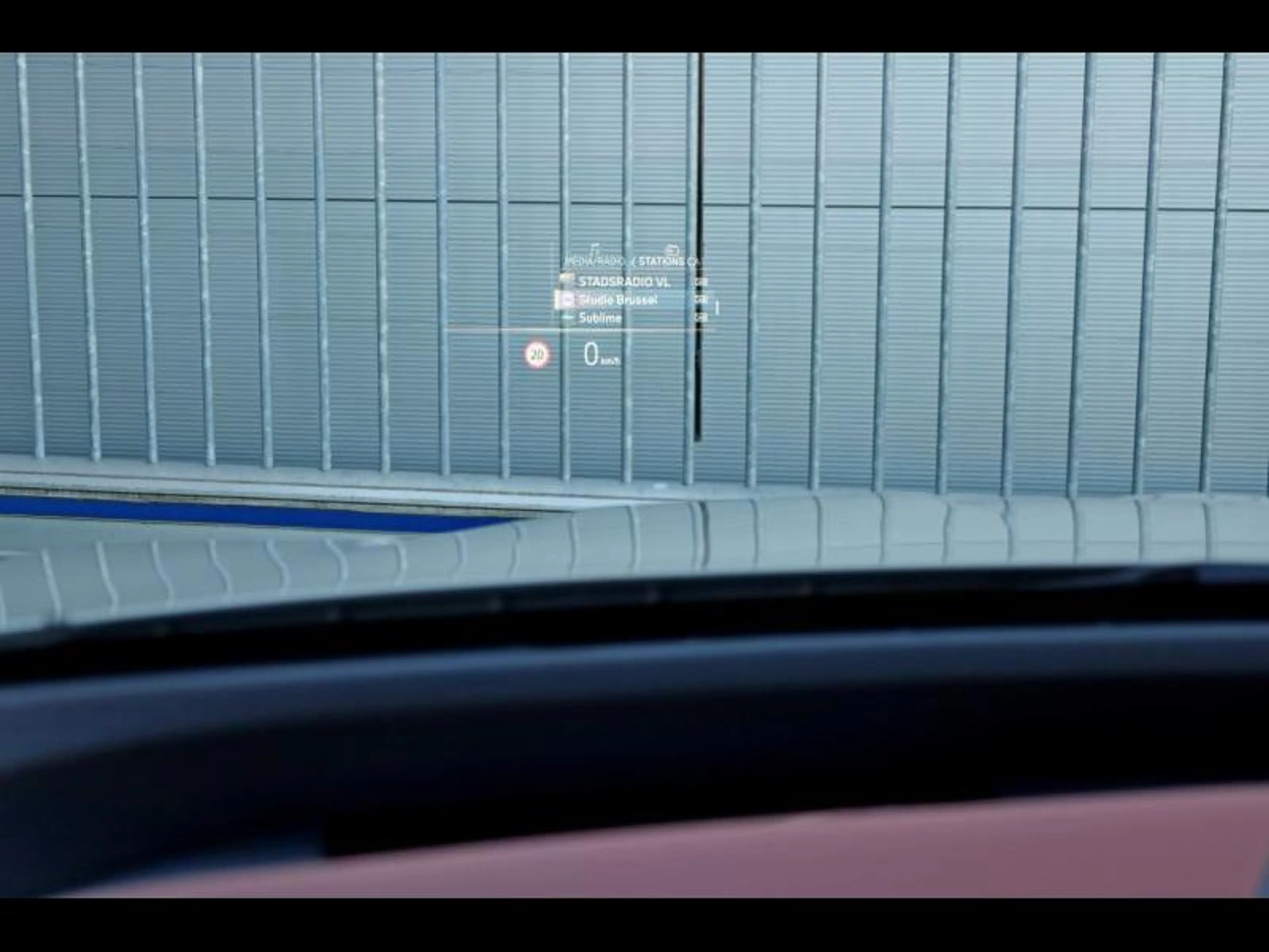 BMW iX xDrive60 - Pack M Sport iX xDrive 60 — photo 15