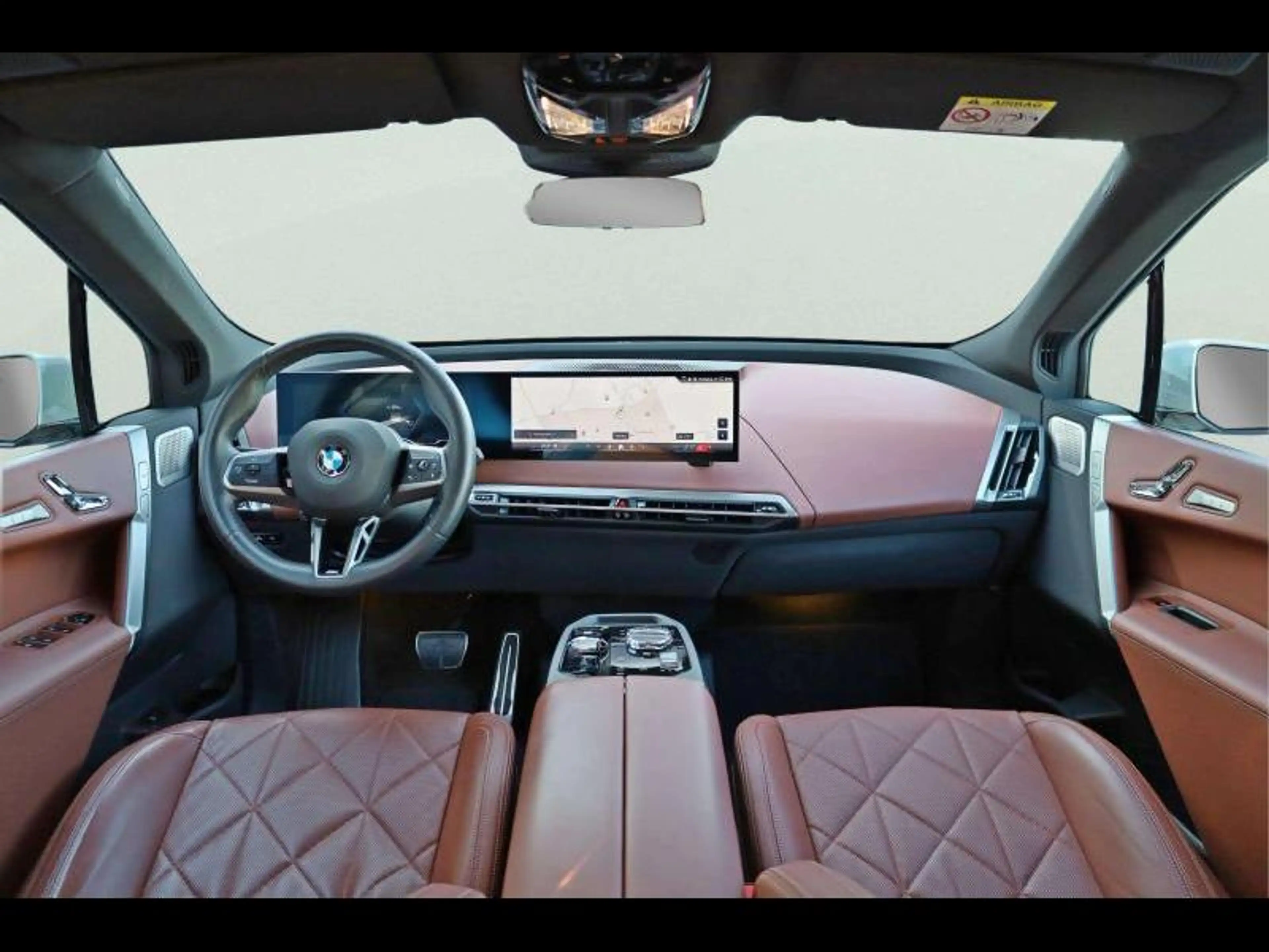 BMW iX xDrive60 - Pack M Sport iX xDrive 60 — photo 7