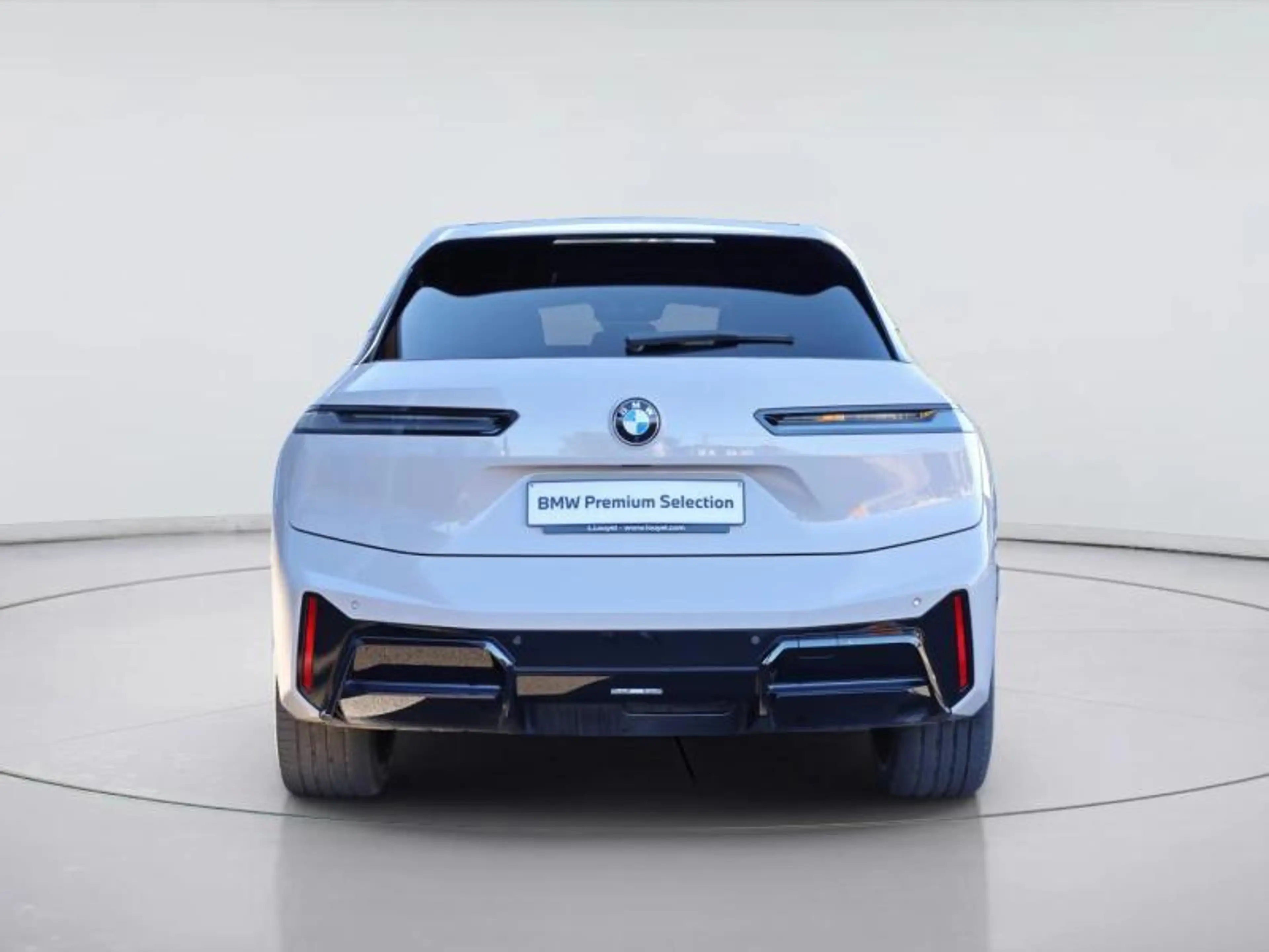 BMW iX xDrive60 - Pack M Sport iX xDrive 60 — photo 4