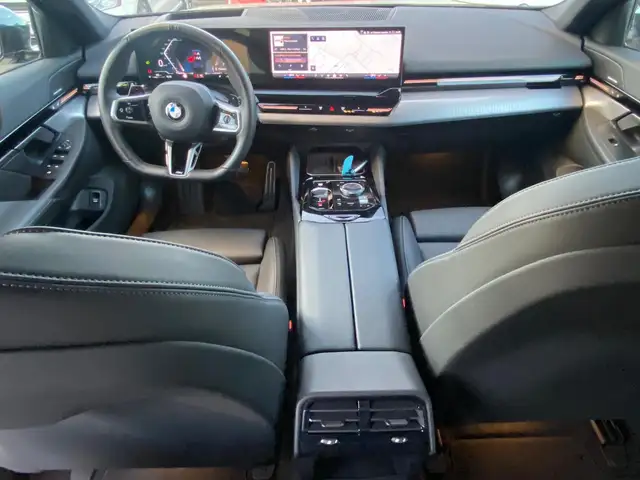 BMW M view 11
