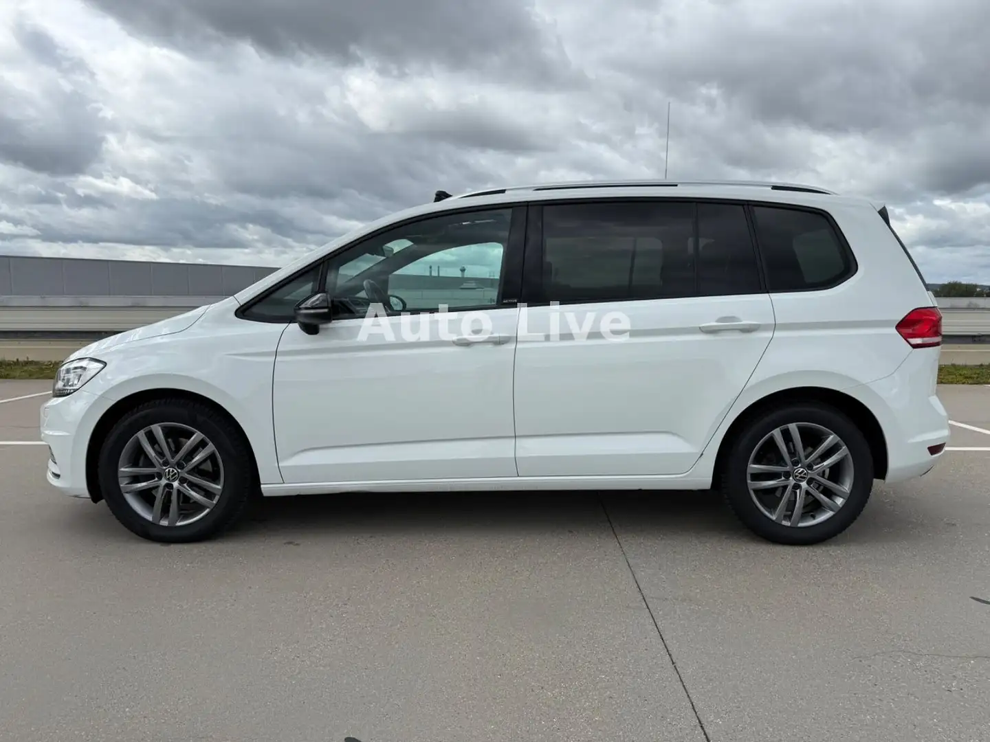 Volkswagen Touran 2.0 TDI*DSG*ACTIVE*VIRTUAL*PANO*NAVI*LED Blanco - 2