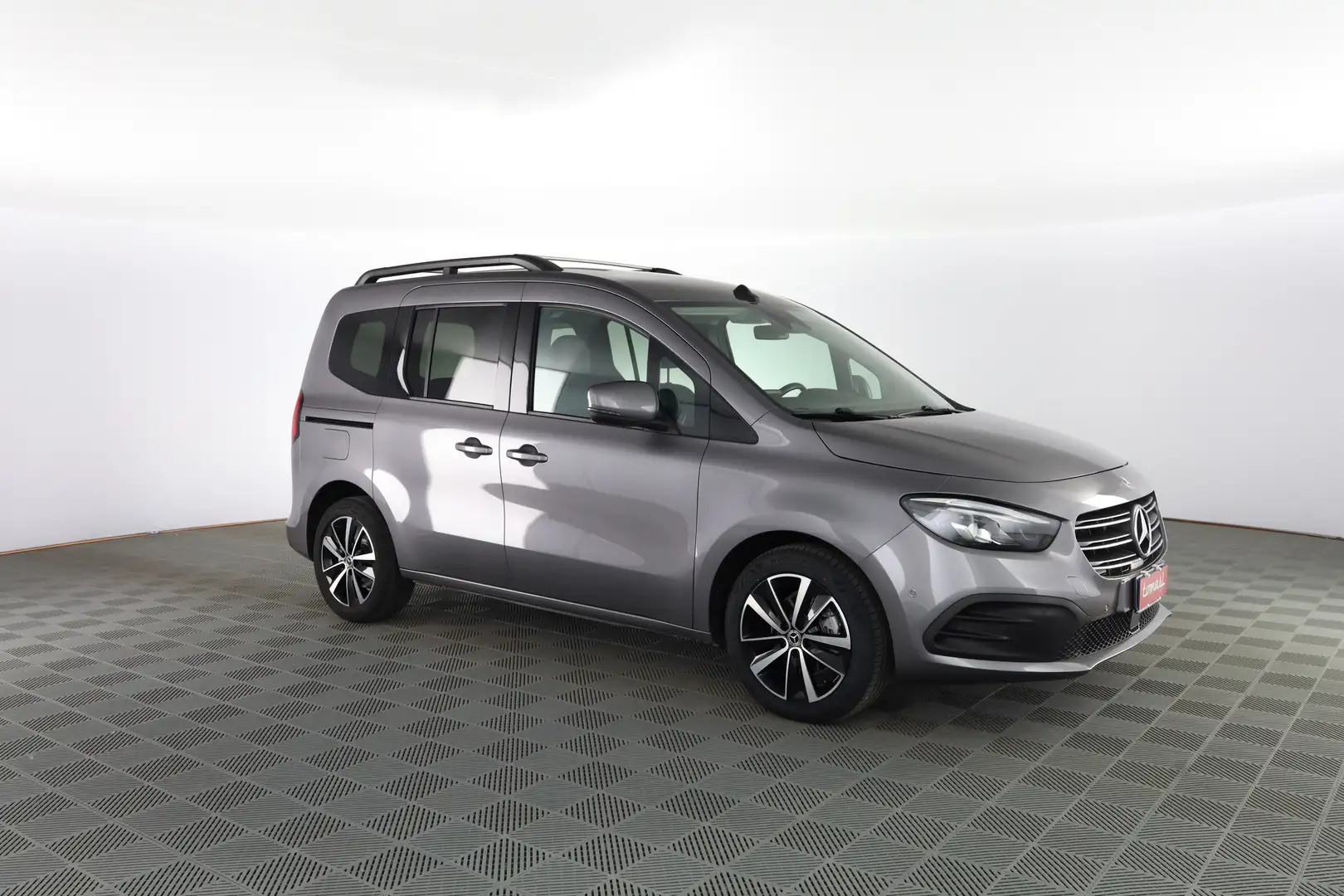 Mercedes-Benz T-Class T 180d Premium Grigio - 2