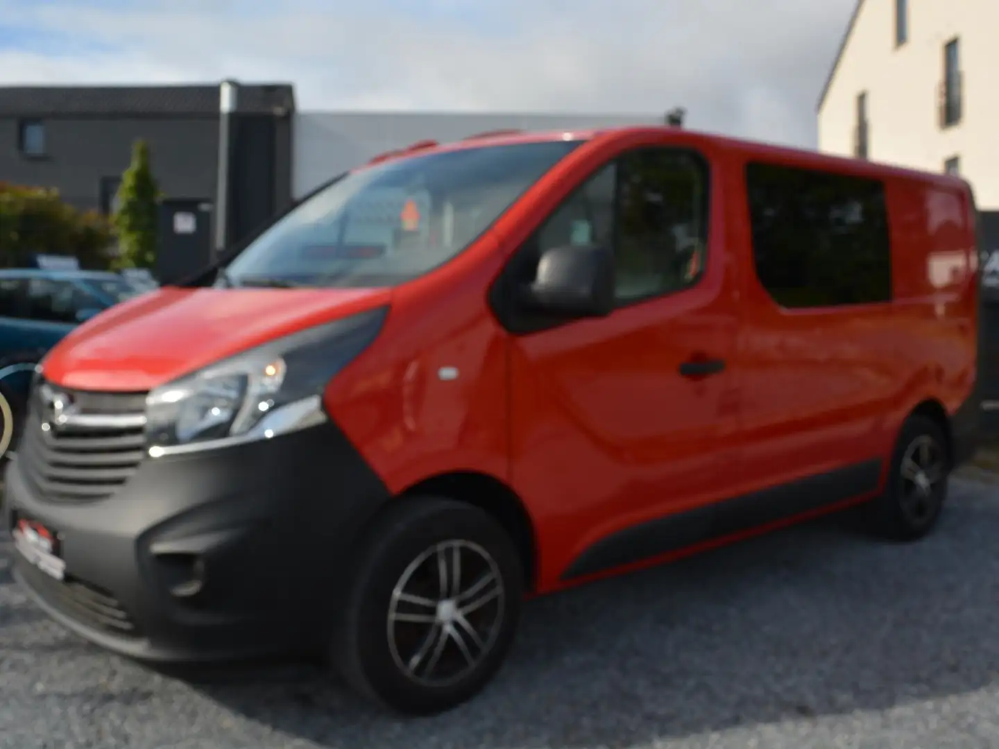 Opel Vivaro Double cabine 16 DCI 6 PLACES Rouge - 1