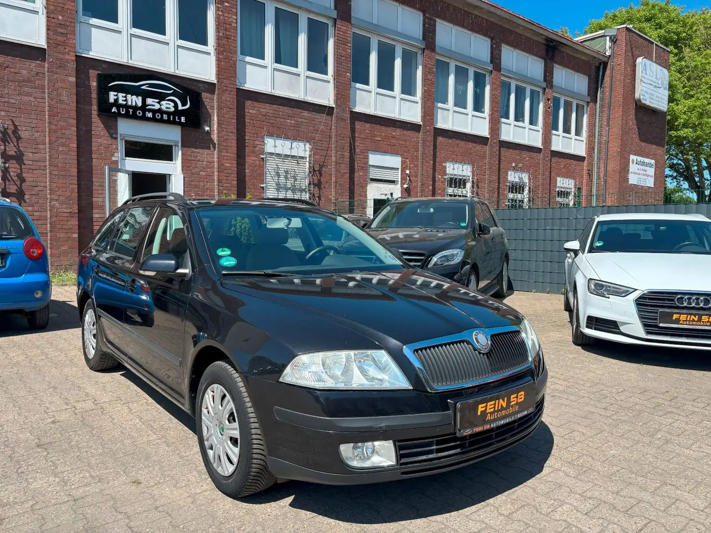 Skoda Octavia Combi Ambiente HU/AU:NEU Noir - 1