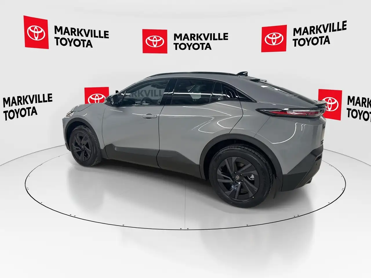 Toyota C-HR photo Toyota C-HR