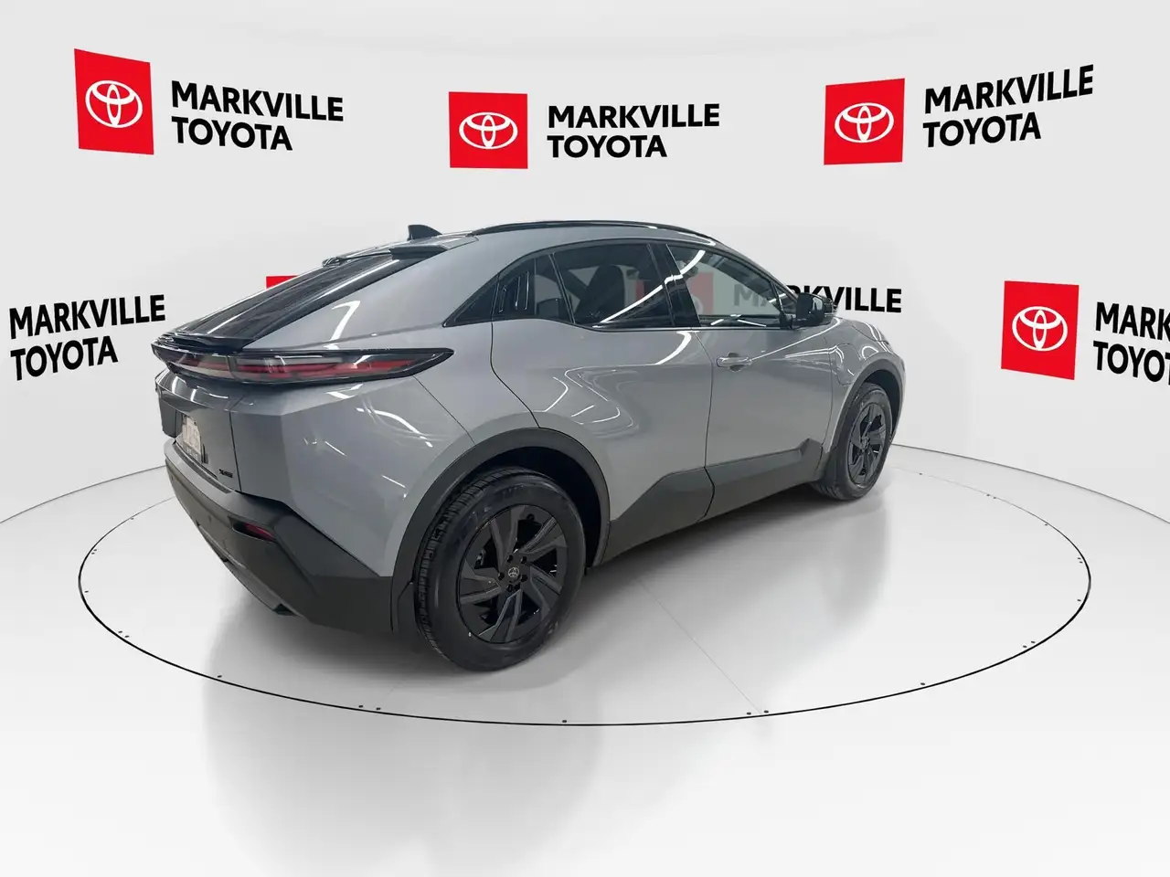 Toyota C-HR photo Toyota C-HR