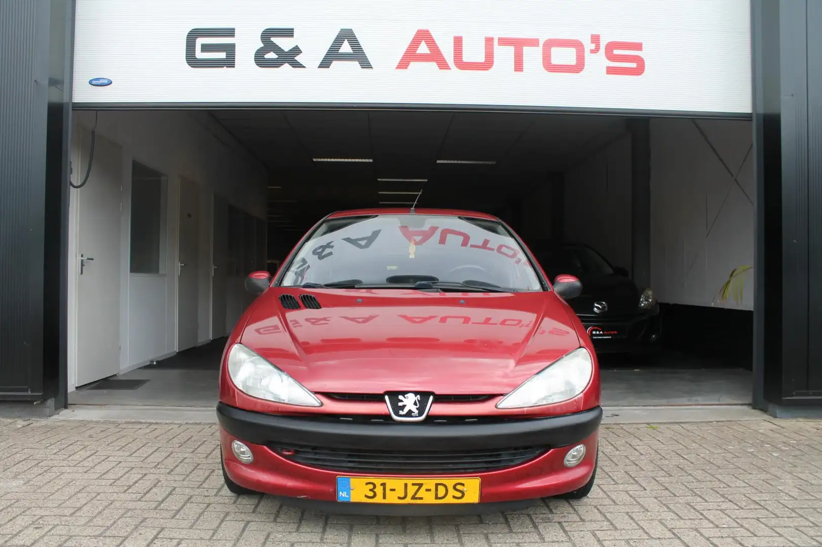 Peugeot 206 1.4 / AC / ELLEKT-PAKKET / ALCANTARA / NAP / 5 DEU Rouge - 2