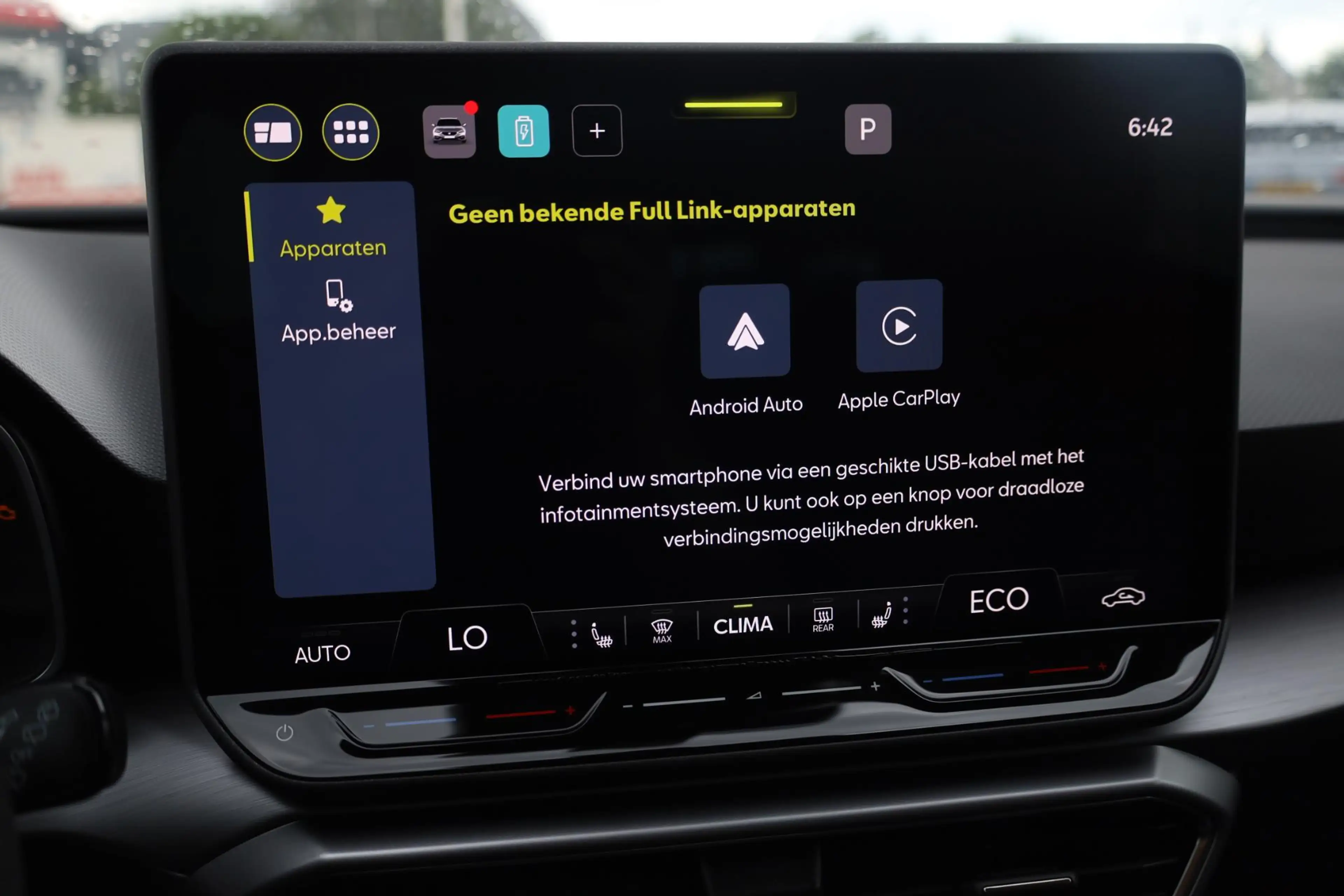 SEAT Leon e-Hybrid Sportstourer 1.5 TSI FR Business 204PK / 150kW DSG — photo 36