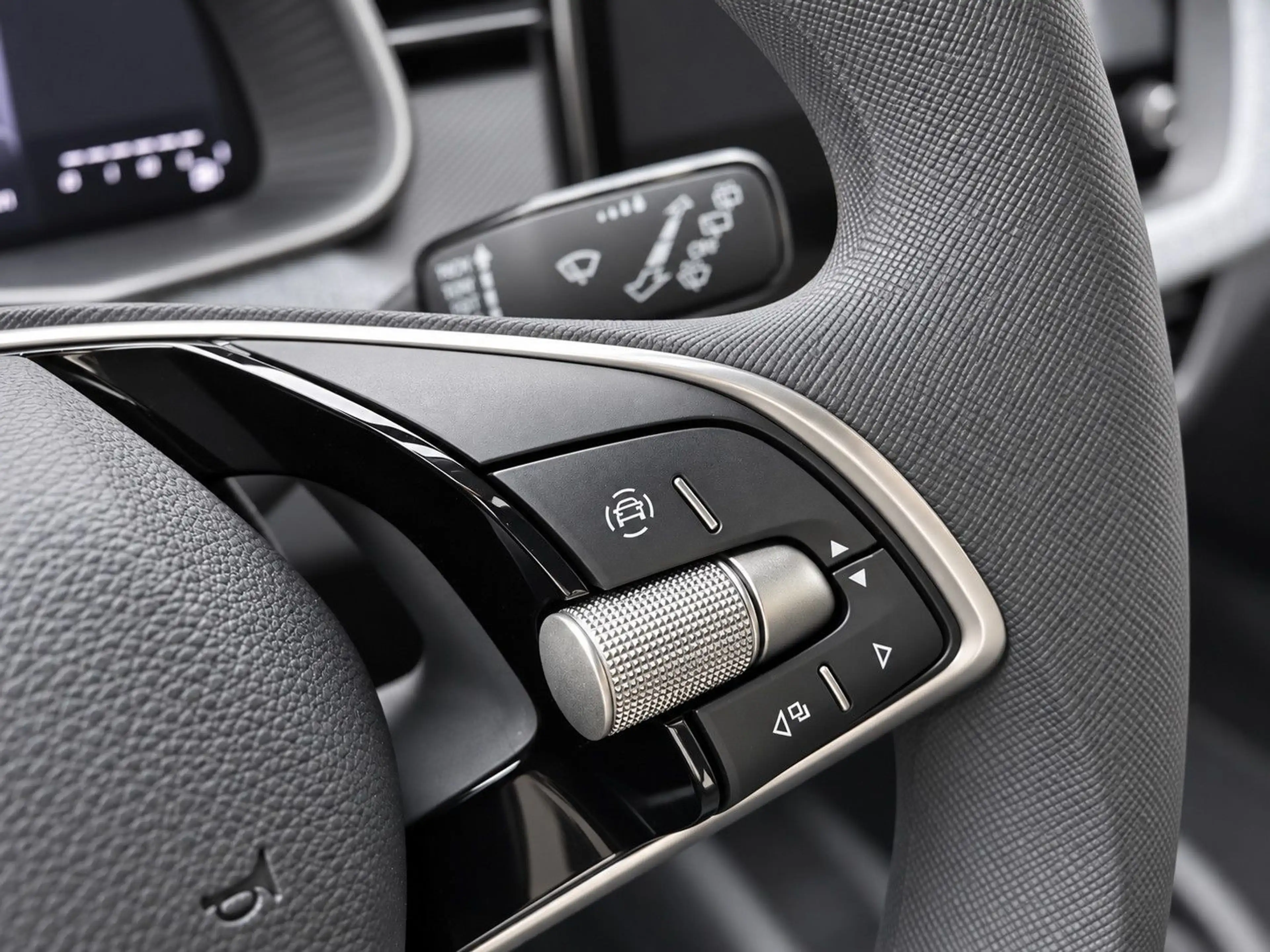 Skoda Scala 1.0TSI AHK Climatronik LED Navi-App — photo 10