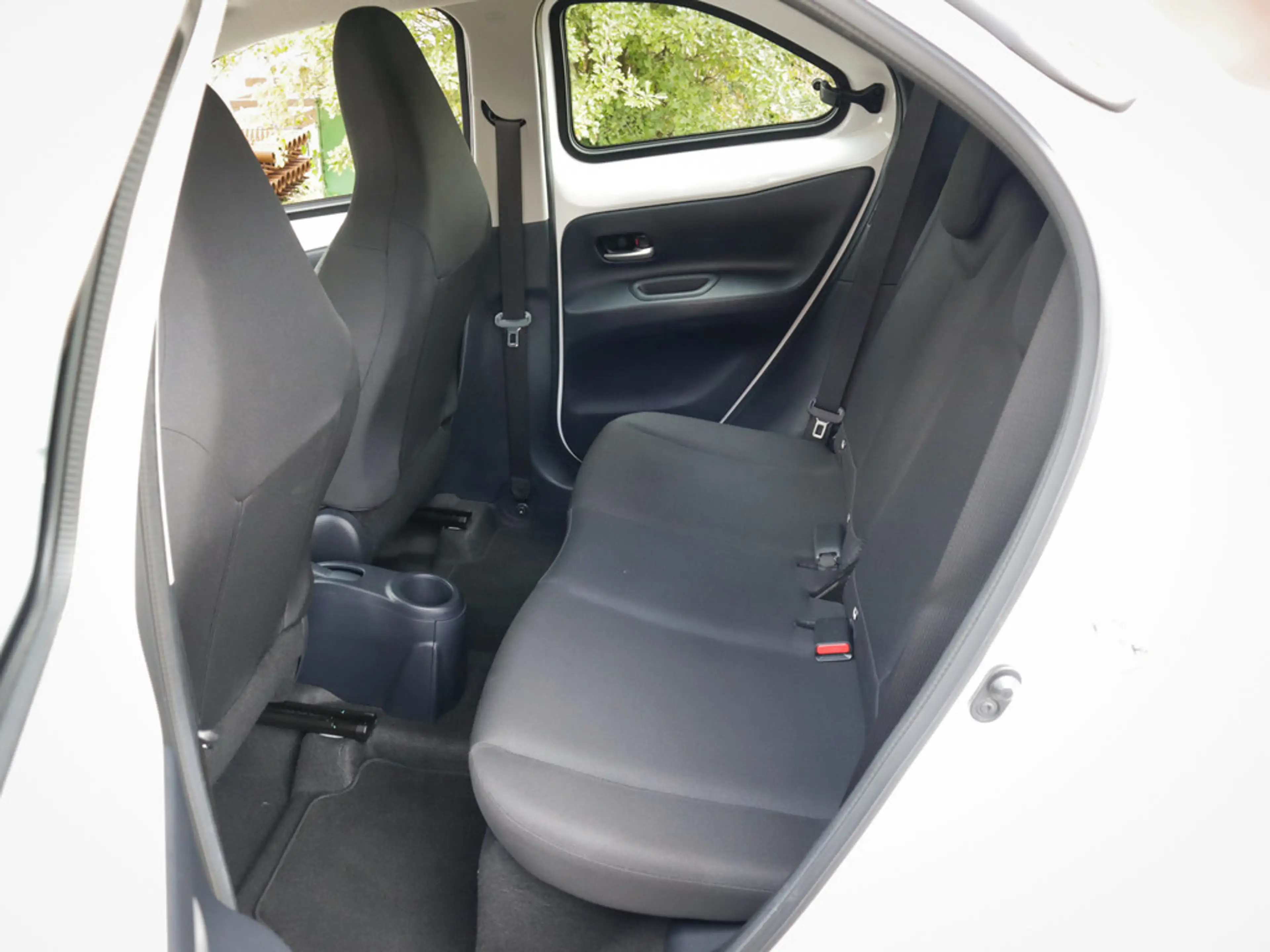 Toyota Aygo X 1.0 VVT-i MT Play 1e-Eig. & Keurig-Onderh. BOVAG-G — photo 7