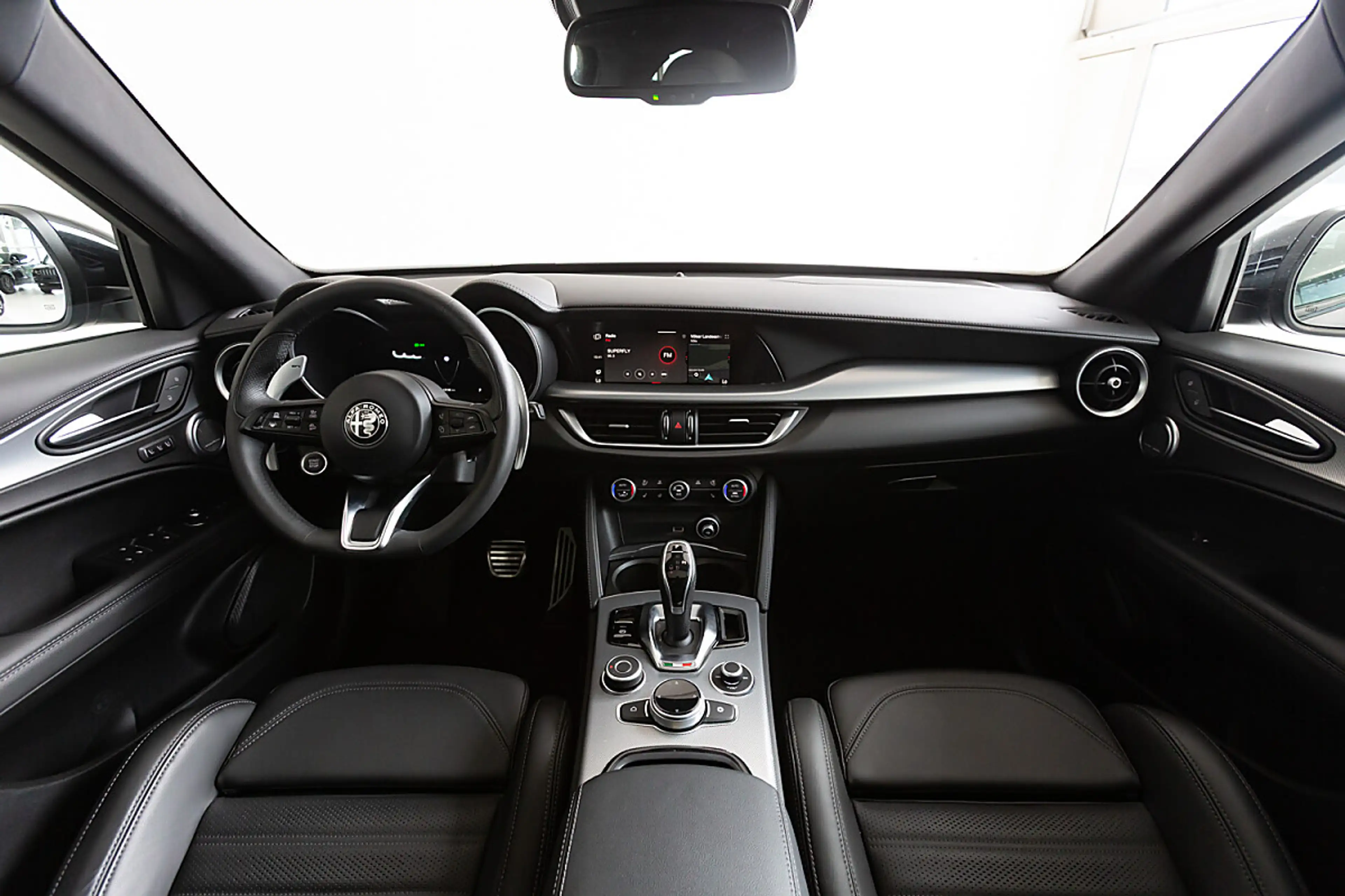 Alfa Romeo Stelvio Veloce 2,2 16V 210 AT8 Q4 — photo 4