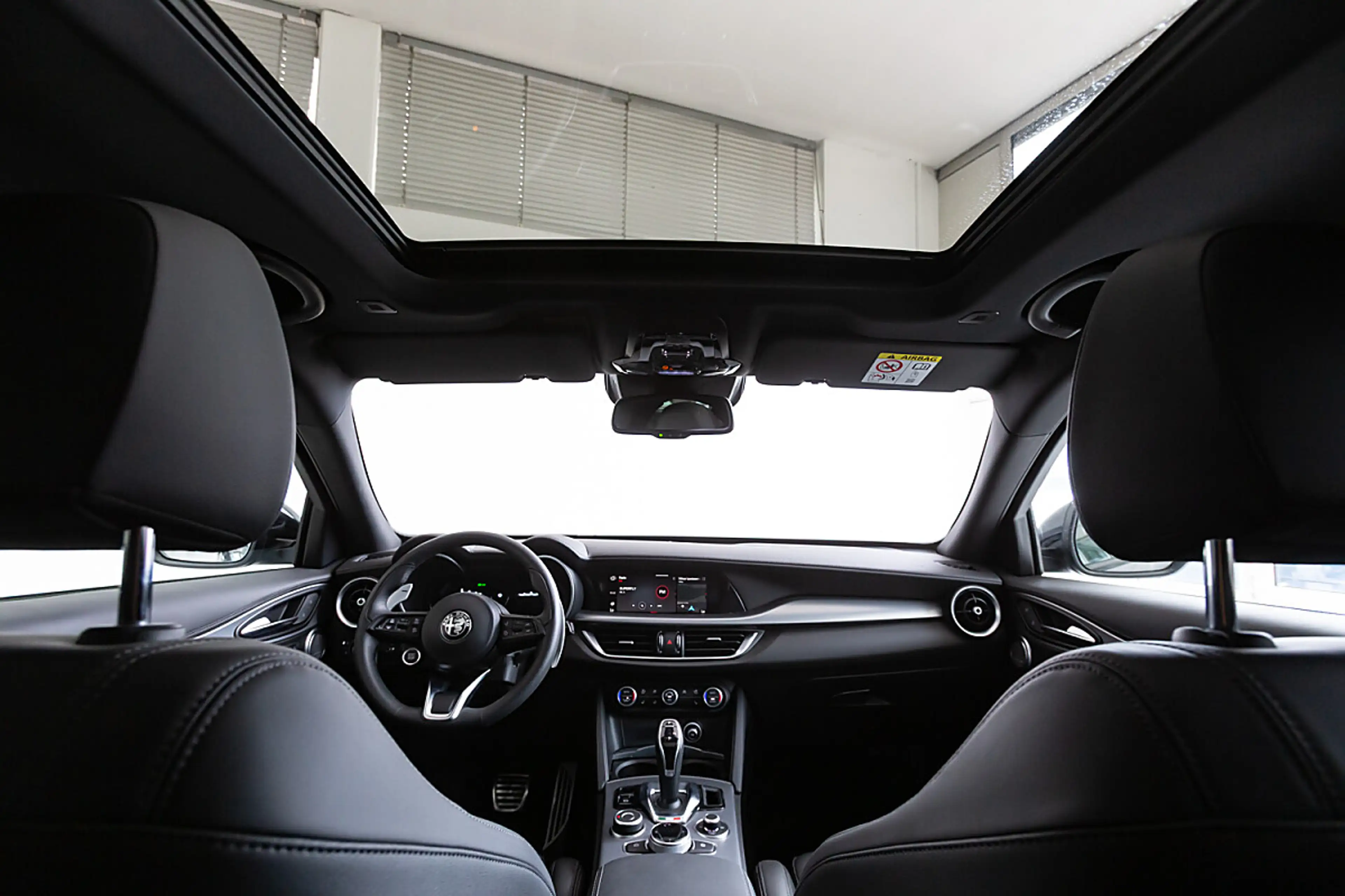 Alfa Romeo Stelvio Veloce 2,2 16V 210 AT8 Q4 — photo 15