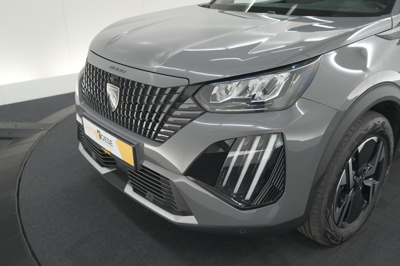Peugeot 2008 PureTech 130 EAT8 Allure | 360 Camera | Adaptieve — photo 10