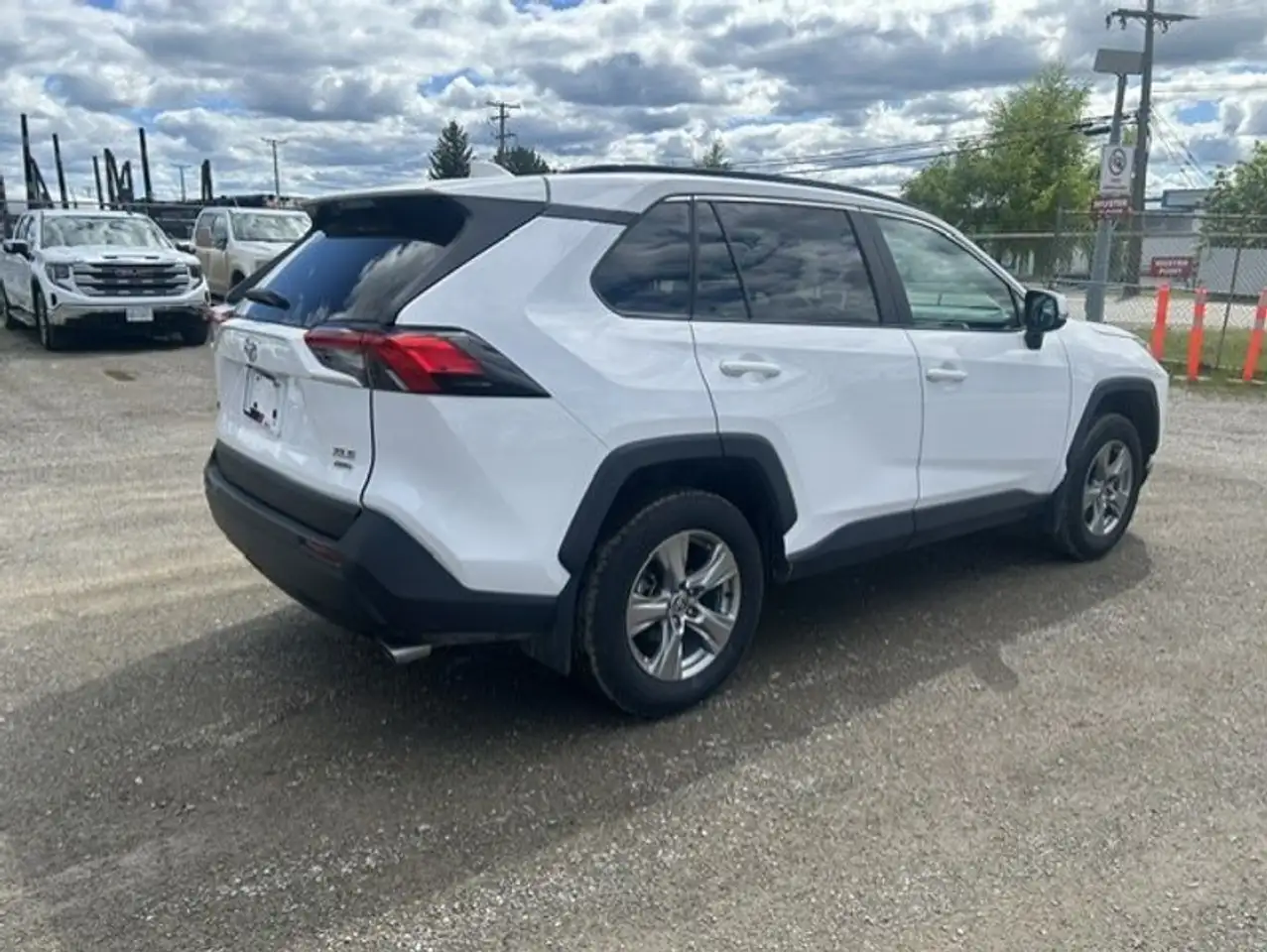 Toyota RAV 4 снимка Toyota RAV 4
