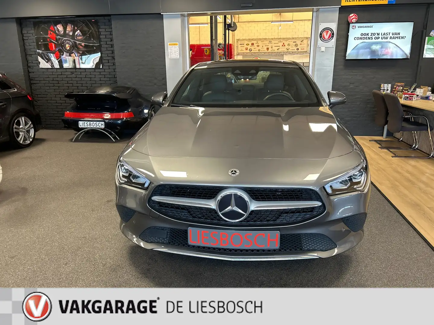 Mercedes-Benz CLA 250 e Luxury Line / Leder / Led verlichting /sfeer ver Gris - 2